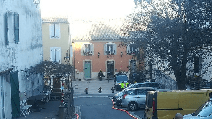 Assaut du GIGN pour interpeller un homme retranché