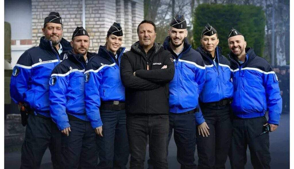 « Les Touristes, mission gendarmerie » : échec inévitable pour l’animateur Arthur