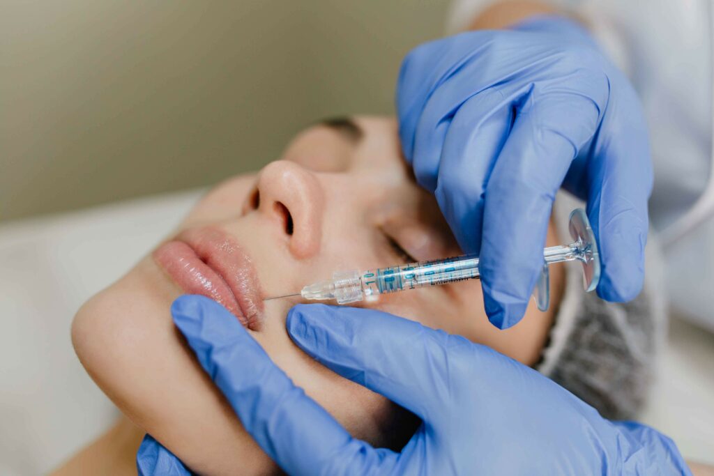 Botox et injections illégales: la gendarmerie lance un appel à témoins