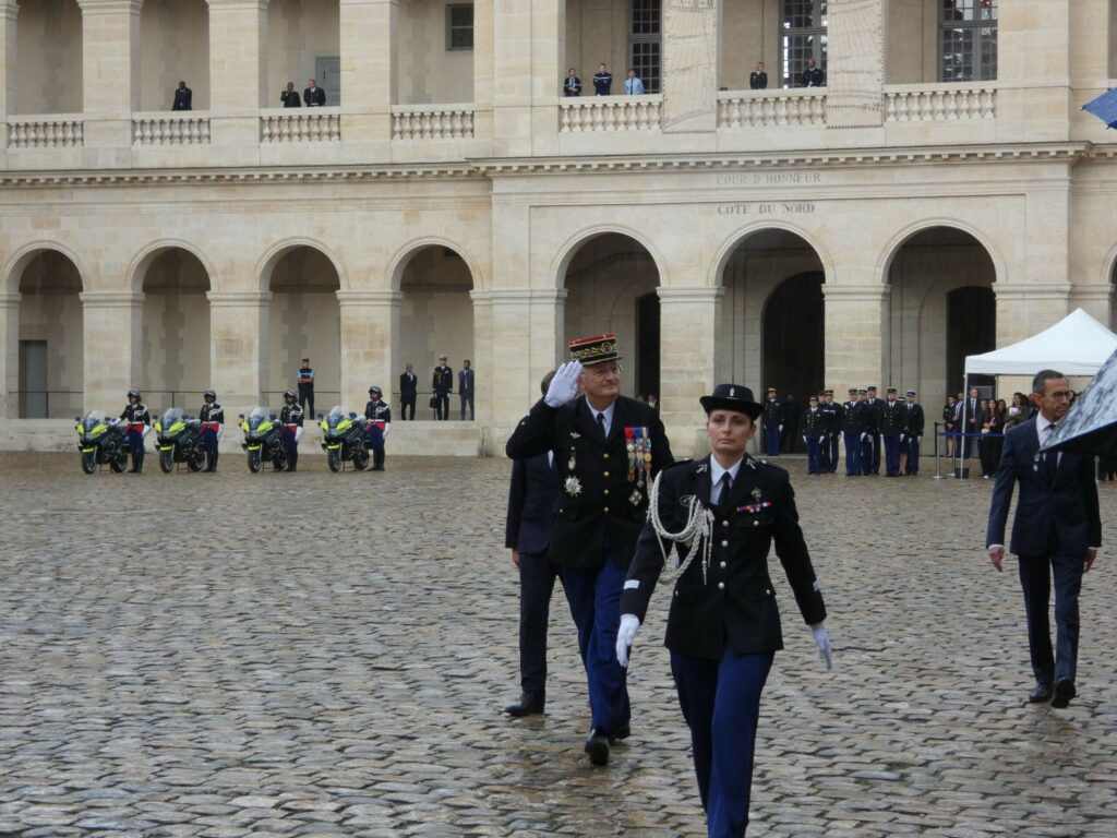 Toujours pas de fumée blanche : les nominations des patrons de la police et de la gendarmerie encore reportées
