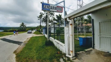 Façade de la brigade de gendarmerie de Maré (Îles Loyauté, Nouvelle-Calédonie)