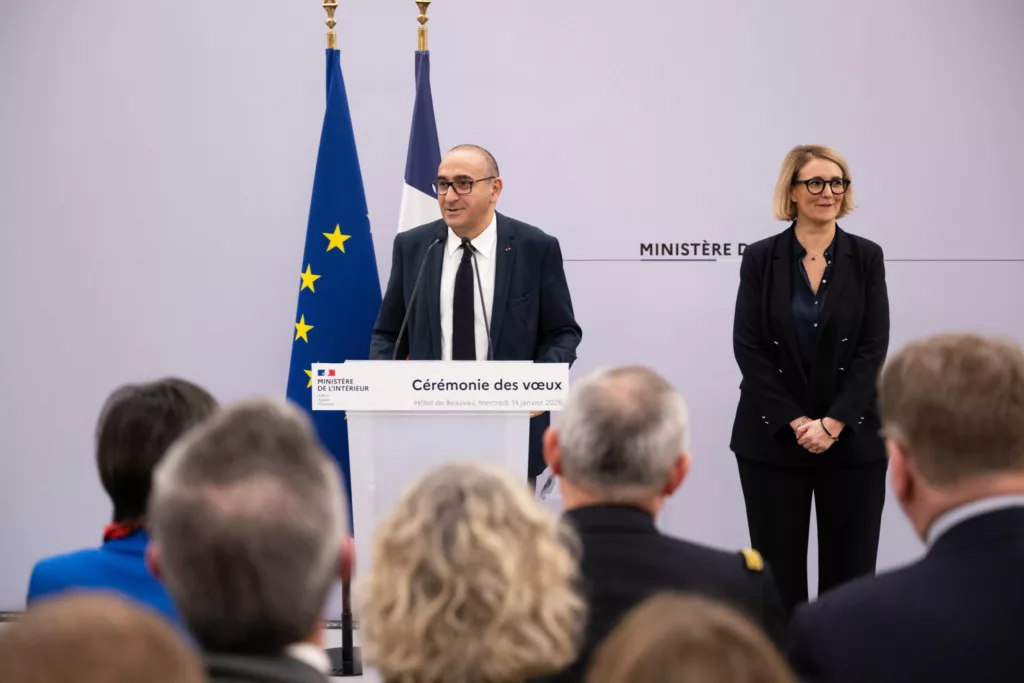 Mobilisations lycéennes : Laurent Nuñez attendu sur la gestion de l’ordre public Laurent Nuñez, ministre de l’Intérieur, lors de ses vœux à Beauvau en janvier 2026
