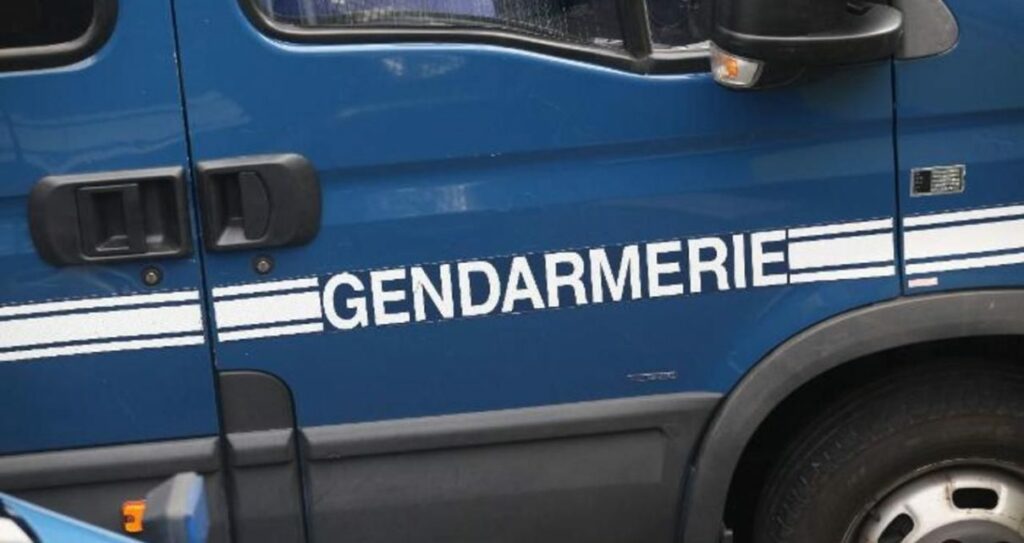 EXCLUSIF LE PANDORE — Tirs à Sainte-Marie : la réponse du parquet Véhicule de la Gendarmerie nationale, photographie d’illustration issue des archives du Pandore, sans lien avec le lieu de l’intervention.