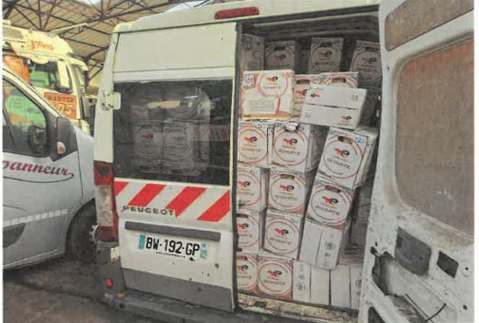 A26 : deux condamnations après un vol de 1 440 bidons d’huile Cartons d’huile moteur retrouvés dans l’utilitaire intercepté après le vol de fret sur l’A26.