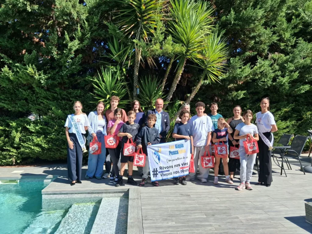 Occitanie : Les Képis Pescalunes réunissent douze familles d’orphelins de gendarmes Les familles des Petits Bleus et les bénévoles des Képis Pescalunes réunis en Occitanie lors du séjour solidaire des 26 et 27 septembre 2026.
