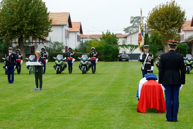Hommage militaire au major Thomas Cavaillon-Pinod à Bayonne, le 19 octobre 2022.
